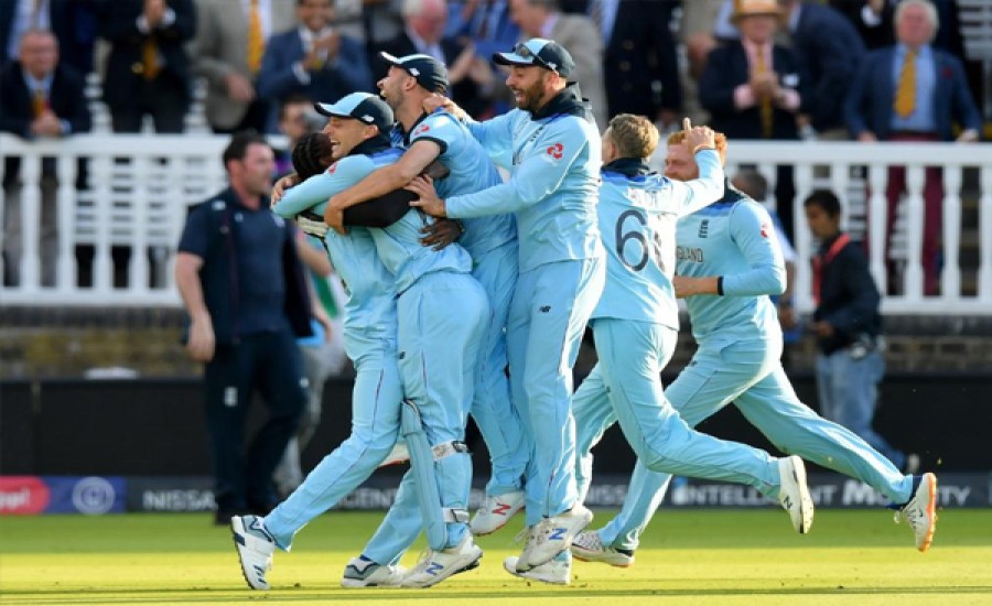 विश्व कप 2019 : इंग्लैंड बना विश्व विजेता, बेहद ही रोमांचक मैच में न्यूजीलैंड को हराया