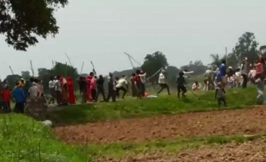 सोनभद्र नरसंहार का खौफनाक वीडियो वायरल, खेत में बिछी लाशें