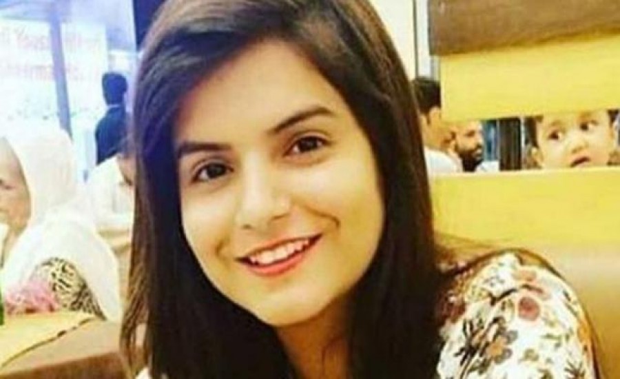PAK : हिंदू लड़की ने दो घंटे पहले बांटी मिठाई और फिर हॉस्टल में मिली मृत