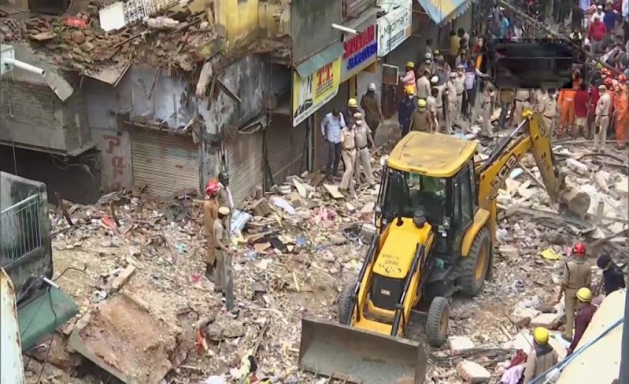 दिल्ली में बारिश बनी काल, बिल्डिंग हादसे में दो बच्चों की मौत