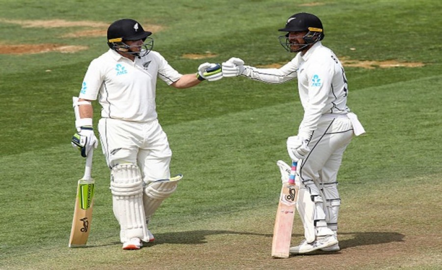IND vs NZ Test : दूसरे दिन का खेल खत्म, बिना विकेट खोए न्यूजीलैंड ने 129 रन बनाए