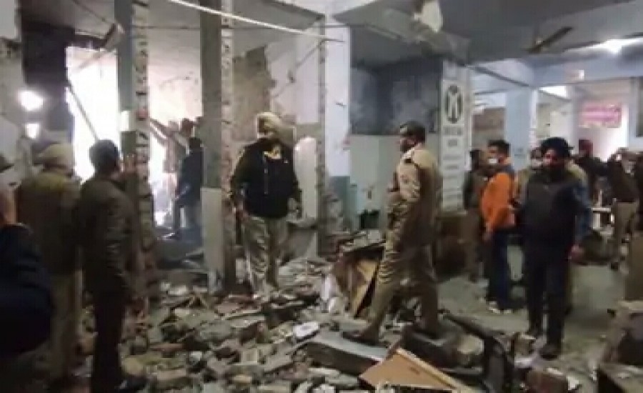 लुधियाना जिला अदालत की तीसरी मंजिल में धमाका, बिल्डिंग के उड़े परखच्चे, एक की मौत महिला समेत 5 घायल