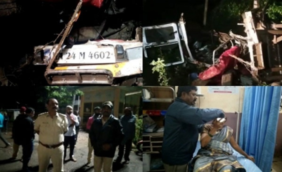 कर्नाटक में भीषण सड़क हादसा, पेड़ से गाड़ी टकराने से तीन बच्चों समेत सात लोगों की मौत