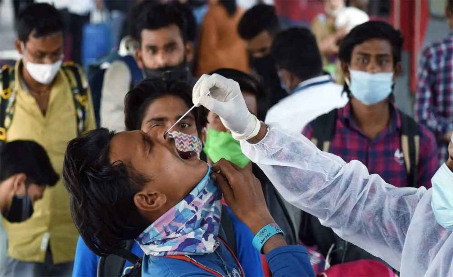 coronavirus in india : कोरोना के नए मामलों में जबरदस्त गिरावट, 24 घंटे में 1569 नए केस