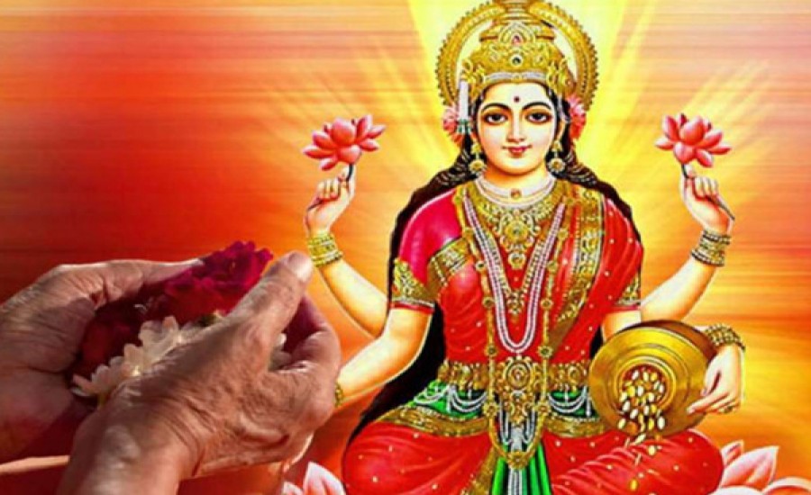 astrology-do-not-do-this-work-while-counting-the-notes-mother-lakshmi-gets-angry