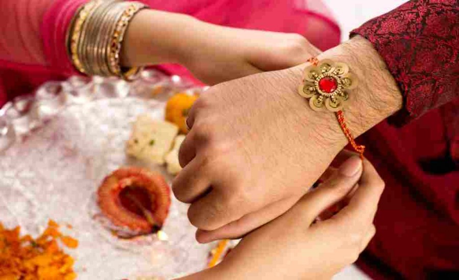 rakshabandhan-rakhi-can-be-tied-on-august-11-and-12-know-the-auspicious-time