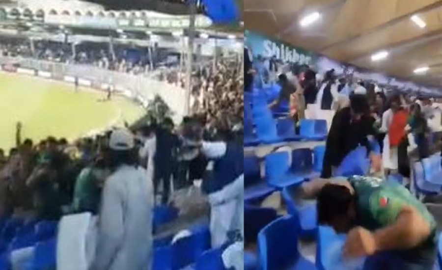 PAK vs AFG: जीत के बाद पाक फैंस ने मचाया हंगामा, निराश अफगानी फैंस ने कुर्सियों से पीट डाला