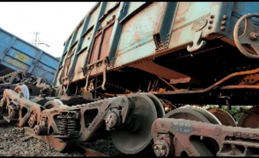 बिहार के रोहतास में मालगाड़ी के 20 डब्बे हुए बेपटरी, ट्रेनों का परिचालन बाधित